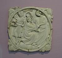 Ivoire, Valve de miroir - L'offrande du coeur (Paris, vers 1300, Ivoire, traces de dorure)(1)
